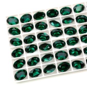Овал 14х10мм Emerald #123