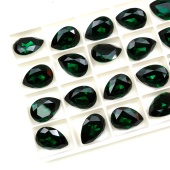 Капля 18х13мм Emerald #123